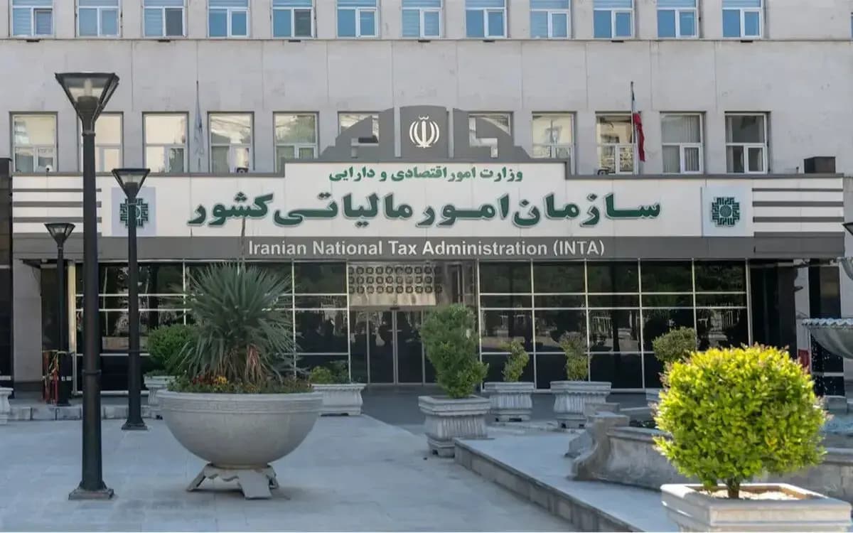 تصویر خبر: معافیت مالیاتی ۹۰ درصدی اصناف در سال ۱۴۰۴؛ کاهش فشار بر کسبوکارهای کوچک