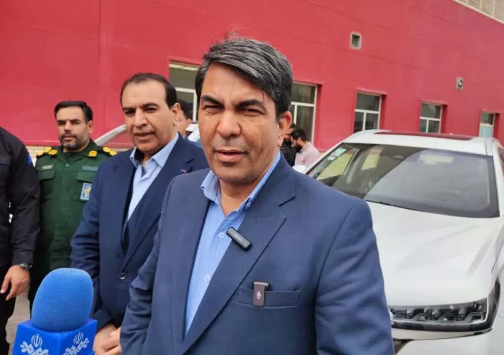 تصویر خبر: هدفگذاری تولید خودرو ۱۰۰ درصد ملی در کرمان