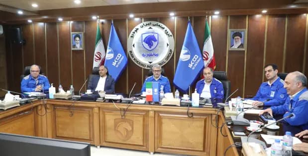 تصویر خبر: بهرهمندی از تسهیلات و ابزارهای نوین تعهدی بانک برای پرداخت مطالبات قطعهسازان